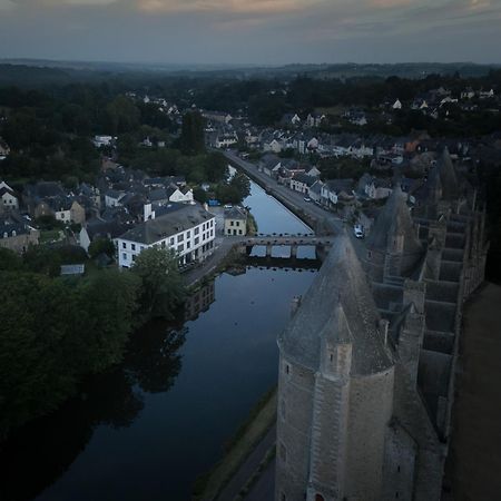Hotel Restaurant Du Chateau Josselin Luaran gambar